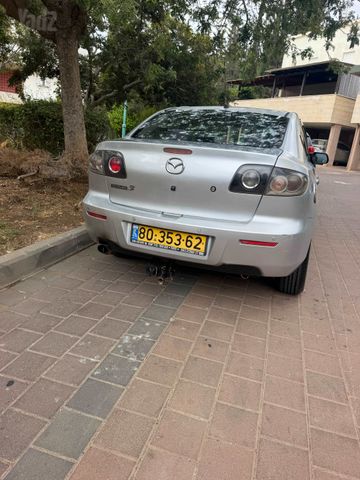 מאזדה 3