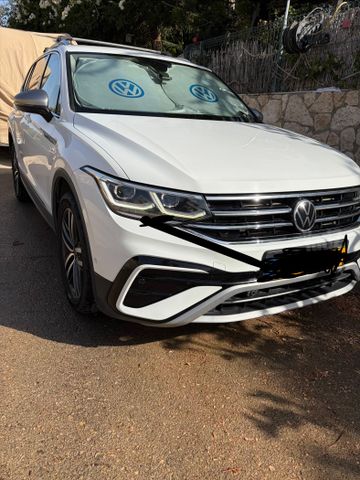 פולקסווגן טיגואן אולספייס