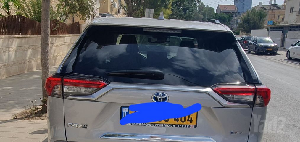 טויוטה RAV4