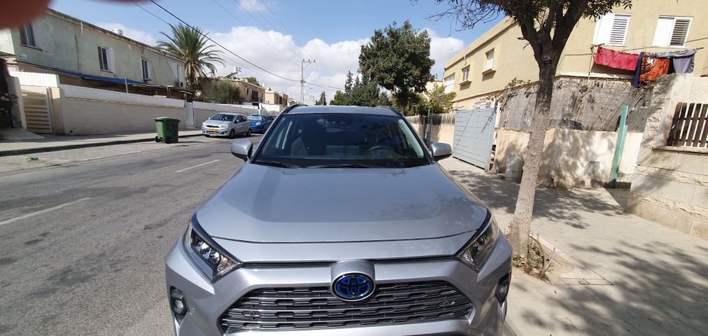 מודעת רכב טויוטה RAV4
