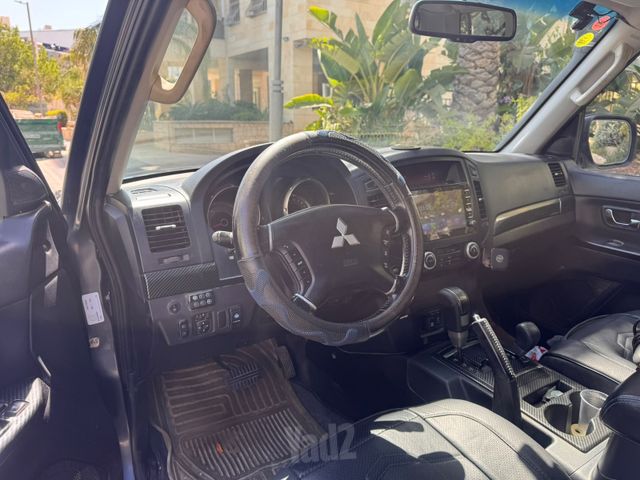 מיצובישי פג'רו