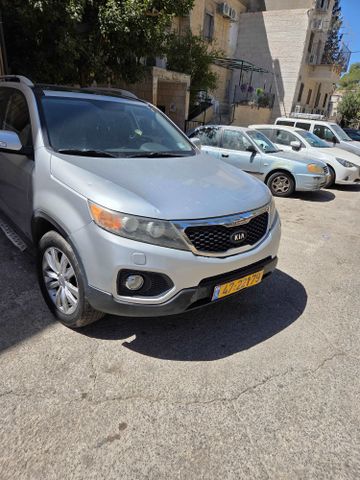 קיה סורנטו