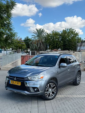 מודעת רכב מיצובישי ASX