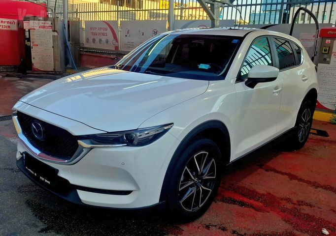 מודעת רכב מאזדה CX-5