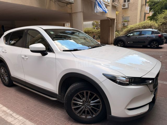 מודעת רכב מאזדה CX-5