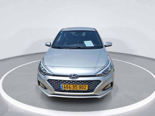 יונדאי i20