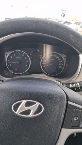 יונדאי i20