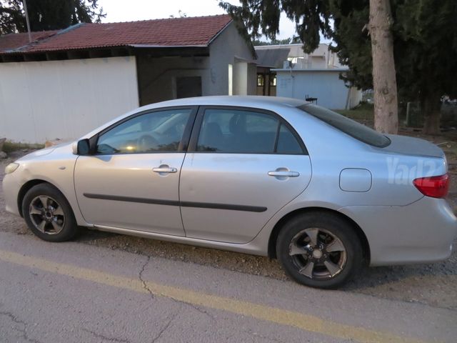 טויוטה קורולה