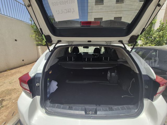 סובארו XV