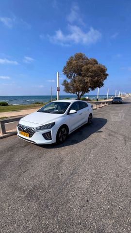 יונדאי איוניק