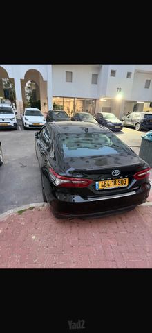 טויוטה קאמרי