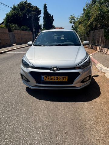 יונדאי i20