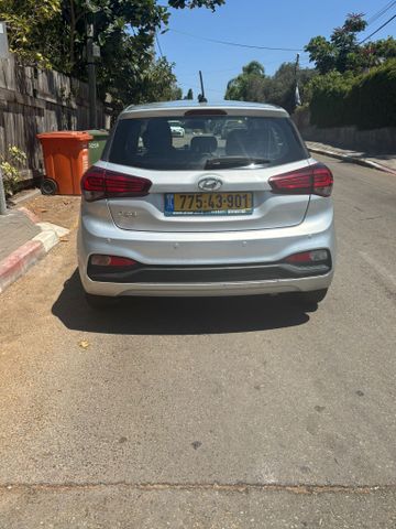 מודעת רכב יונדאי i20