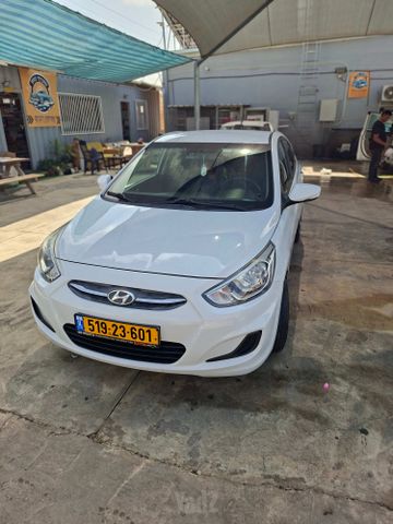 יונדאי אקסנט i25