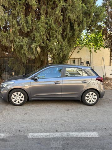 מודעת רכב יונדאי i20