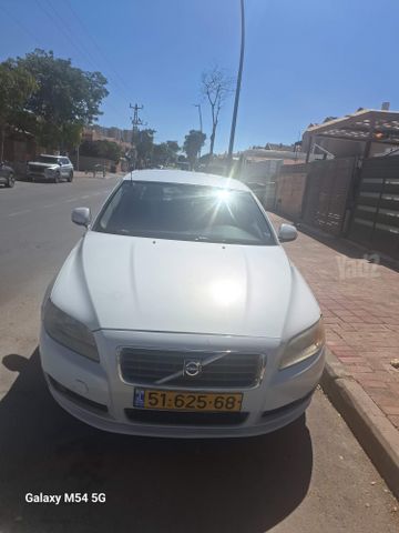 וולוו S80