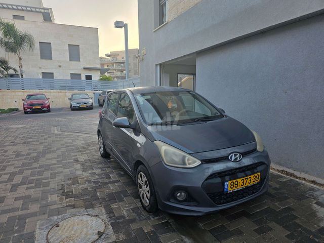 יונדאי i10