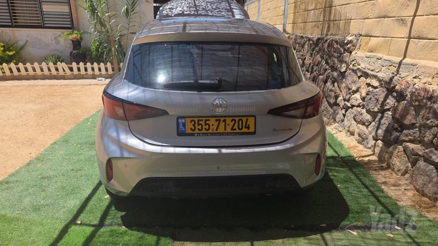 אם ג'י MG3