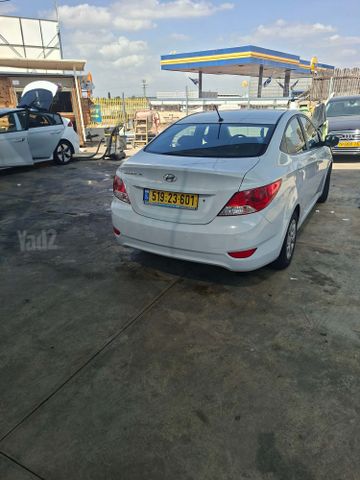 מודעת רכב יונדאי אקסנט i25