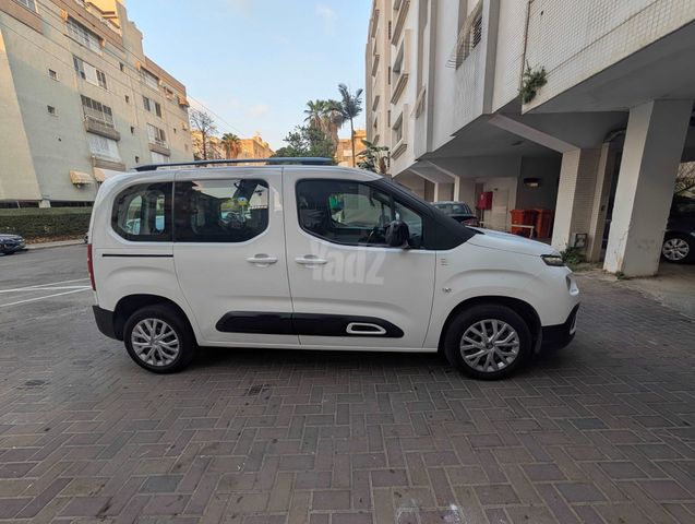 מודעת רכב סיטרואן ברלינגו