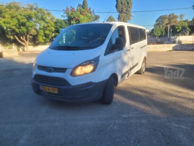 פורד טרנזיט קוסטום