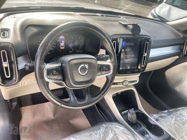 וולוו XC40