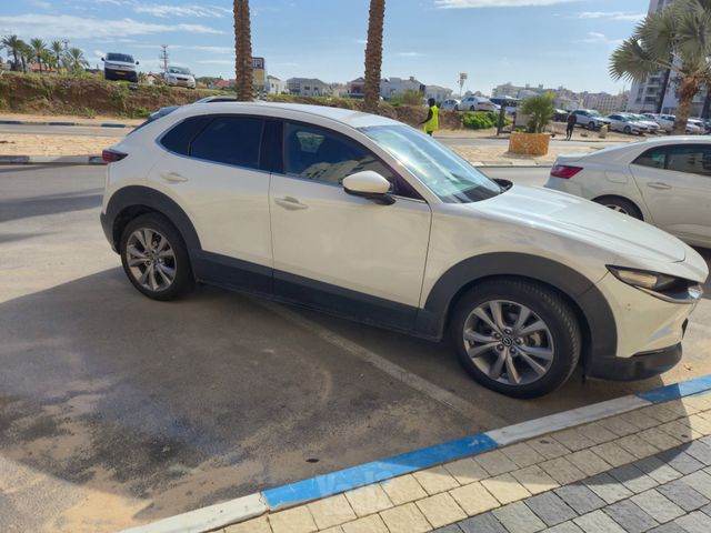 מאזדה CX-30