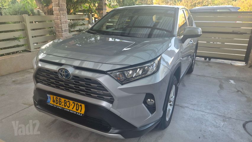 מודעת רכב טויוטה RAV4