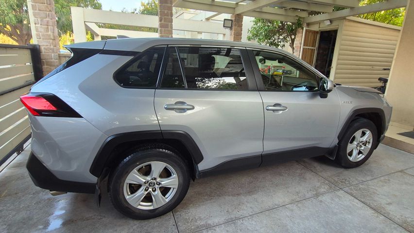 טויוטה RAV4
