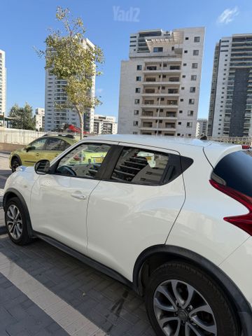ניסאן ג'וק