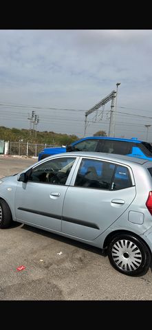 יונדאי i10