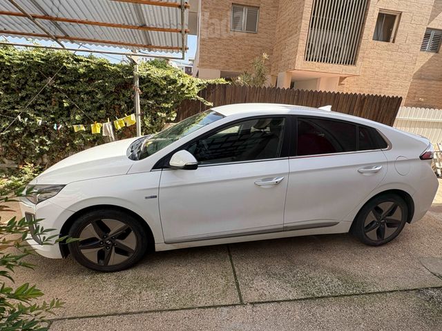 מודעת רכב יונדאי איוניק