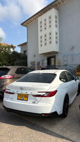 מודעת רכב טויוטה קאמרי