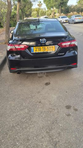 טויוטה קאמרי
