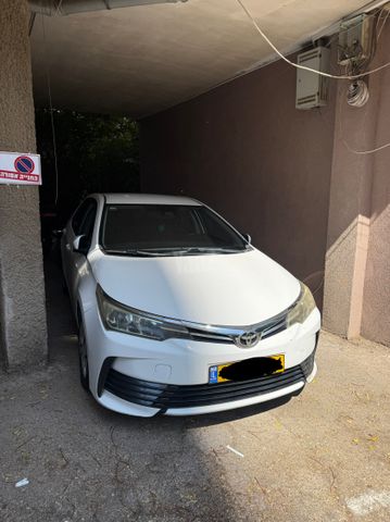 מודעת רכב טויוטה קורולה