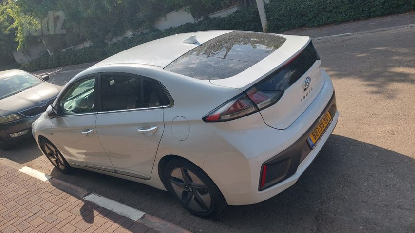 יונדאי איוניק