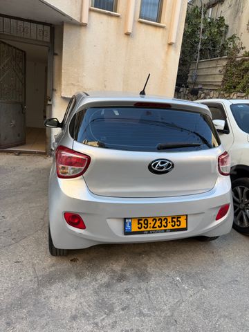 יונדאי i10