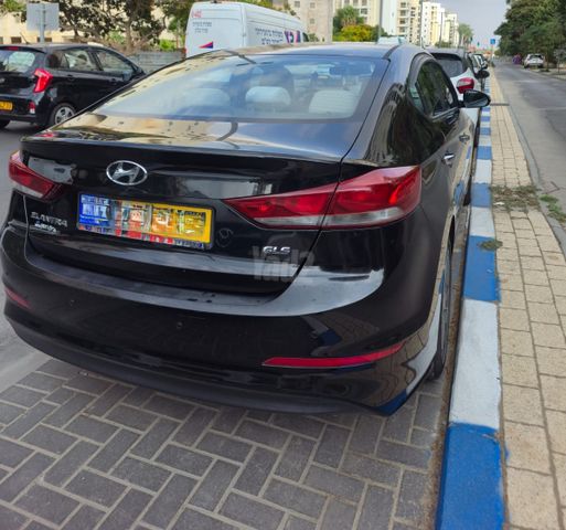 יונדאי אלנטרה
