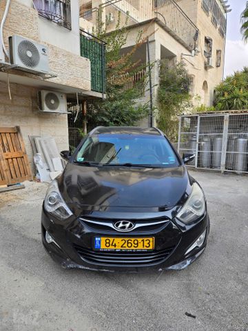 יונדאי i40