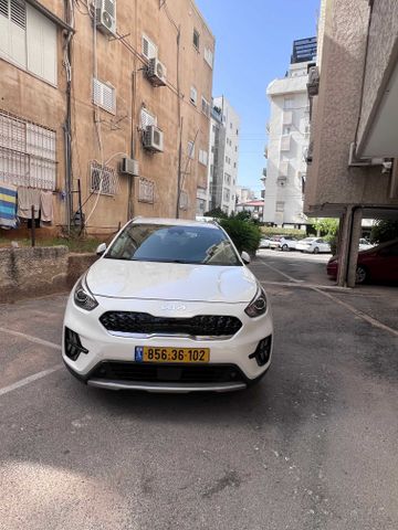 קיה נירו