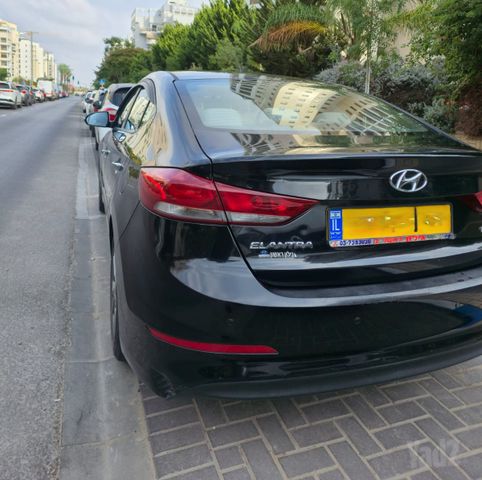 יונדאי אלנטרה