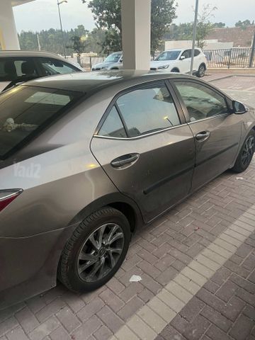 טויוטה קורולה