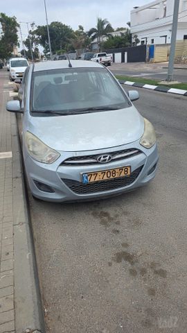 יונדאי i10