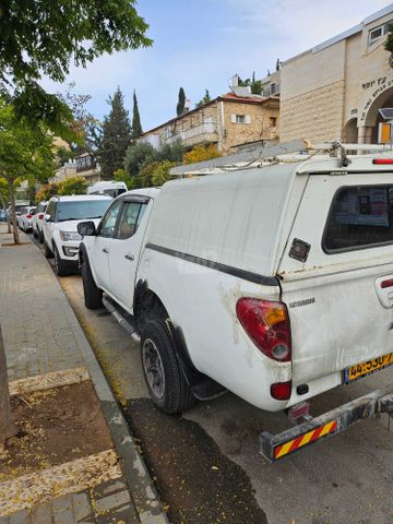 מיצובישי טרייטון / L200