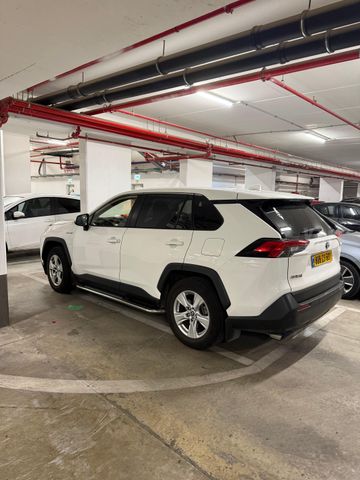 טויוטה RAV4