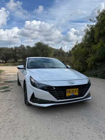 יונדאי אלנטרה