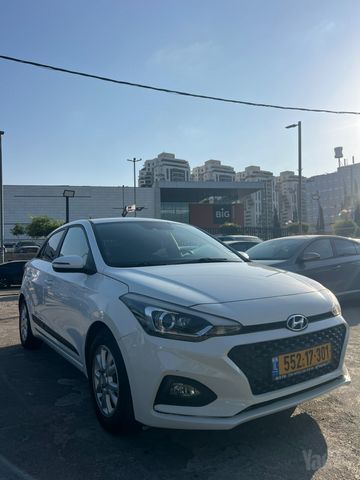 יונדאי i20