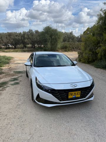 יונדאי אלנטרה