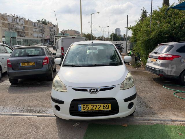 יונדאי i10