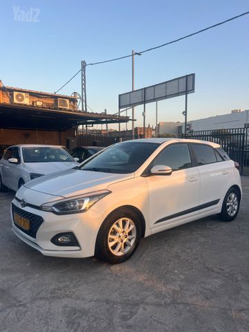 יונדאי i20